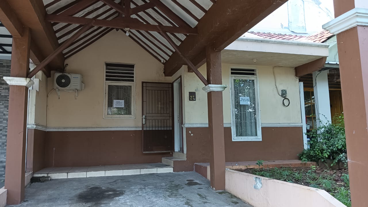 Rumah Dijual di Cluster Meadow Green Lippo Cikarang
